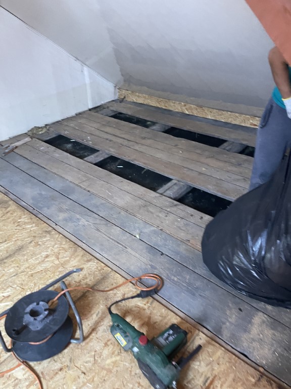 Naprawa izolacji dachowej po kunach – Zabierzów — zdjęcie 7 z 8 | NeoTerm System