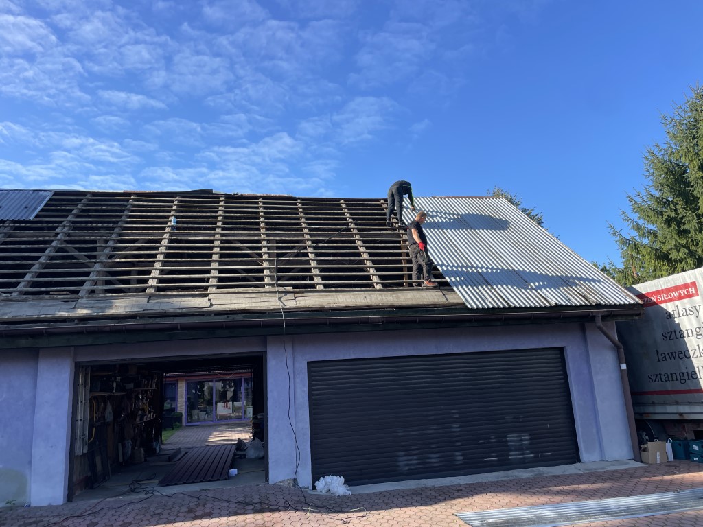 Naprawa izolacji po kunach - Brzezie k. Krakowa — zdjęcie 2 z 8 | NeoTerm System