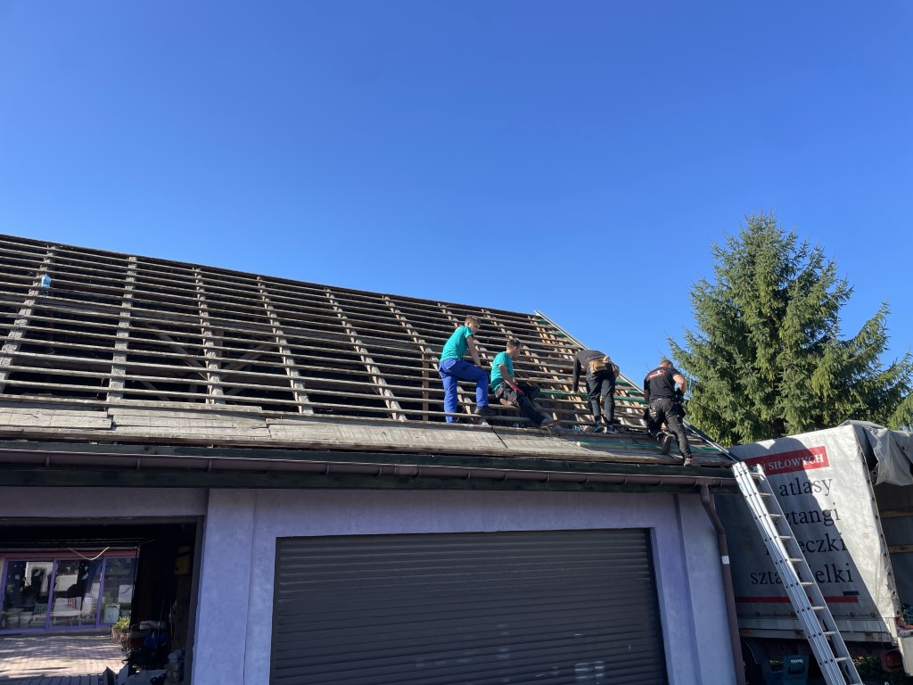 Naprawa izolacji po kunach - Brzezie k. Krakowa — zdjęcie 3 z 8 | NeoTerm System