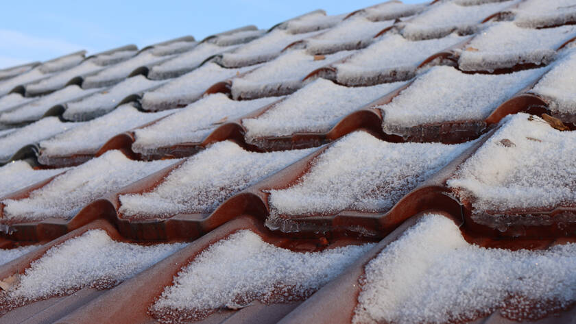 dach zima